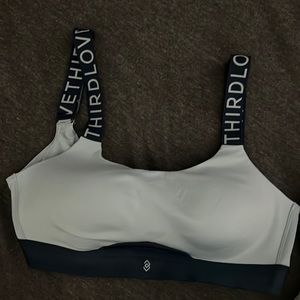 2 Third love sports bra never worn